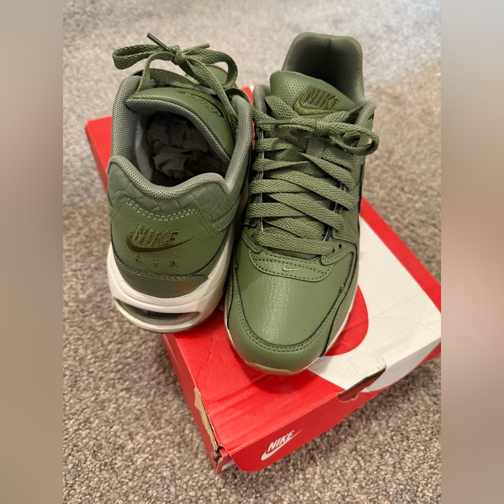 Nike Women/Kids Olive Green Sneakers